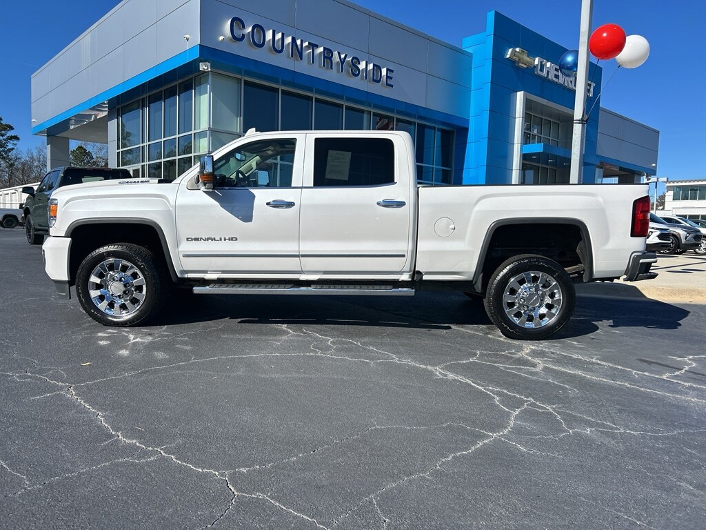 Used 2019 GMC Sierra 2500 HD Denali Truck