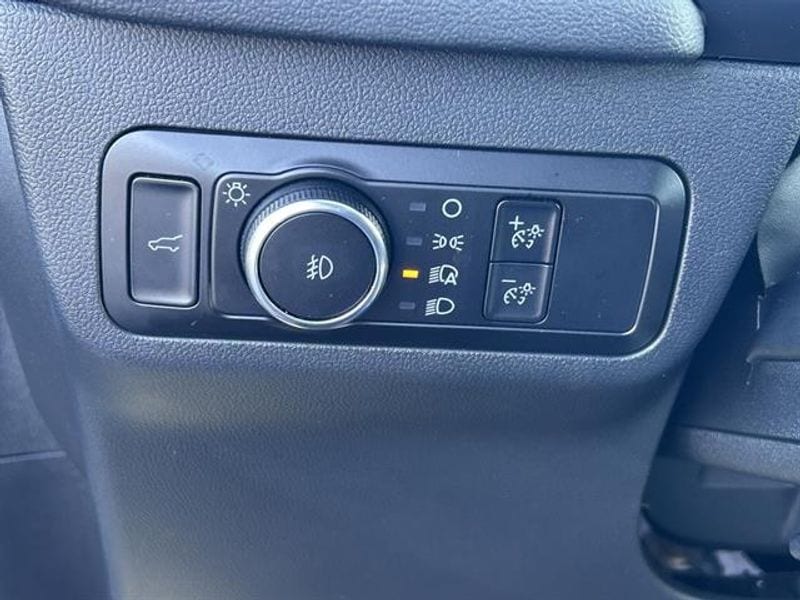 2023 Ford Escape ST-Line Select - Photo 21