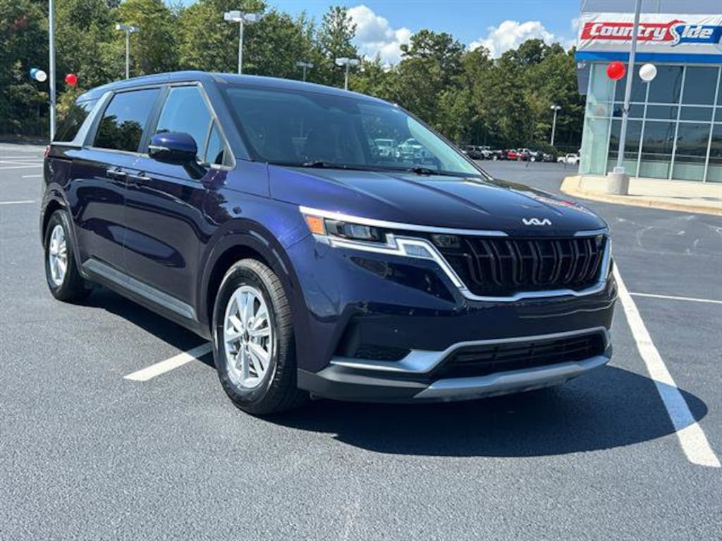 Used 2024 Kia Carnival LX