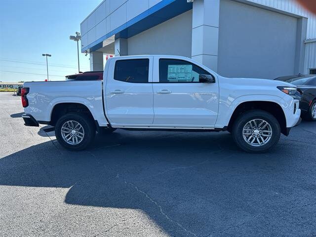 2026 Chevrolet Colorado LT photo 3