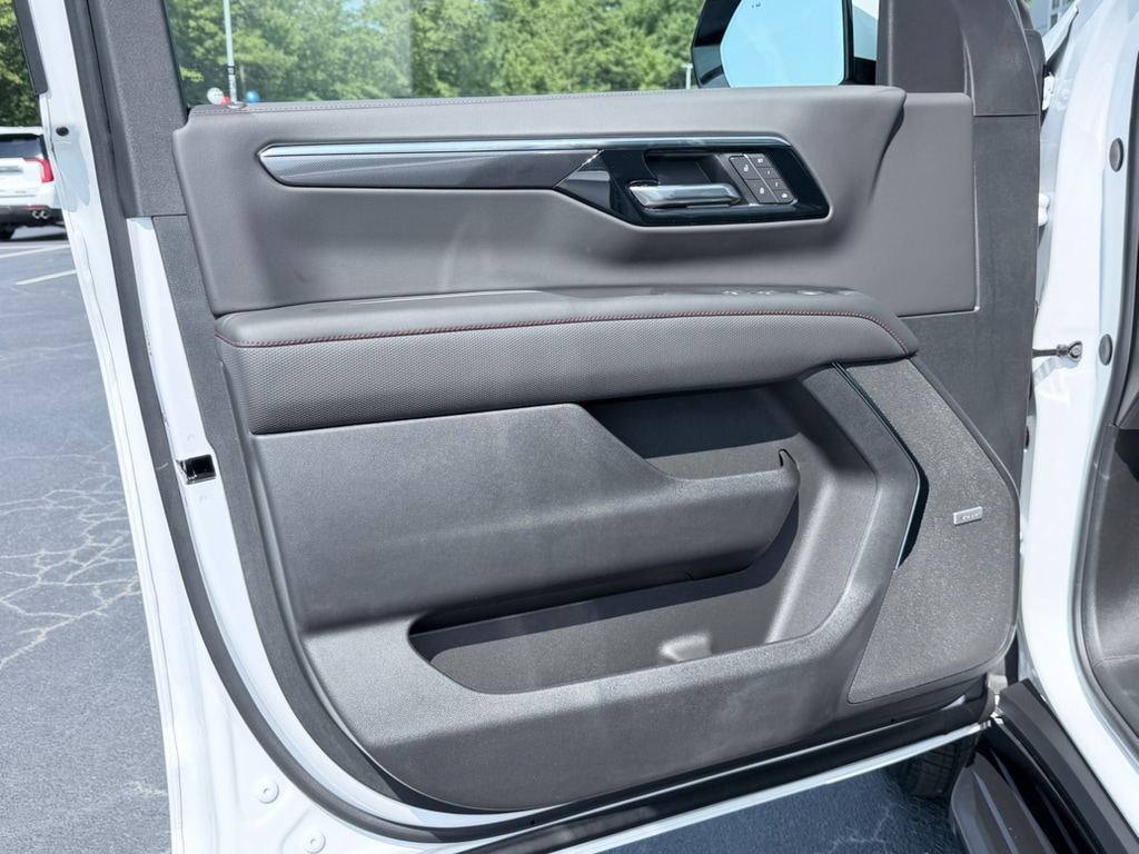 2026 Chevrolet Tahoe RST - Photo 35