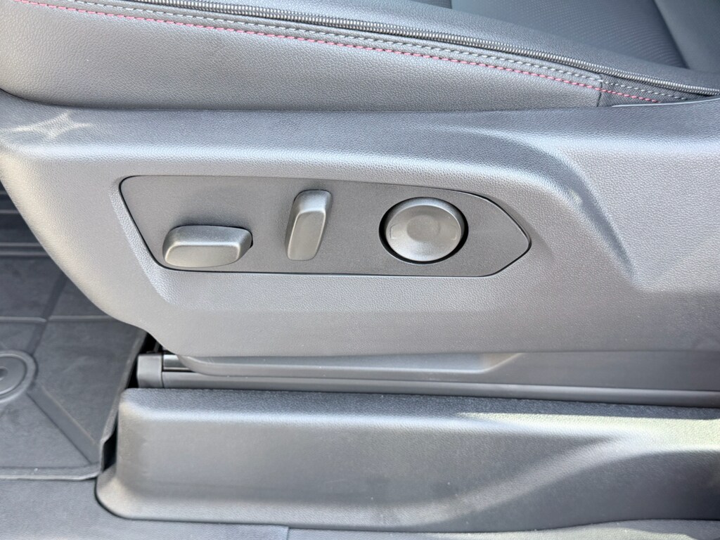 2026 Chevrolet Tahoe RST - Photo 25