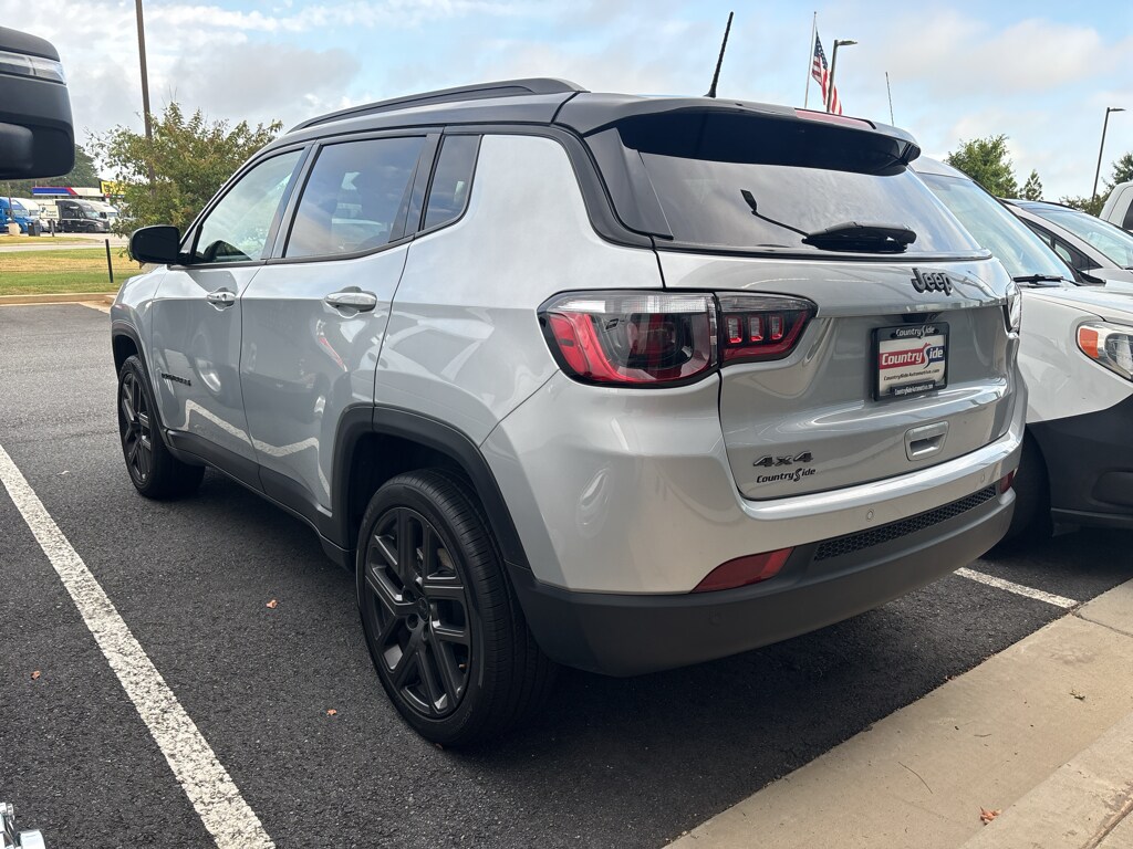 Used 2026 Jeep Compass Limited Altitude