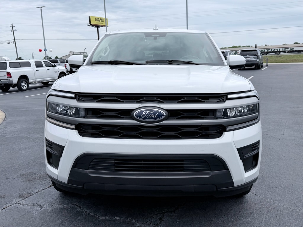 Used 2024 Ford Expedition XLT
