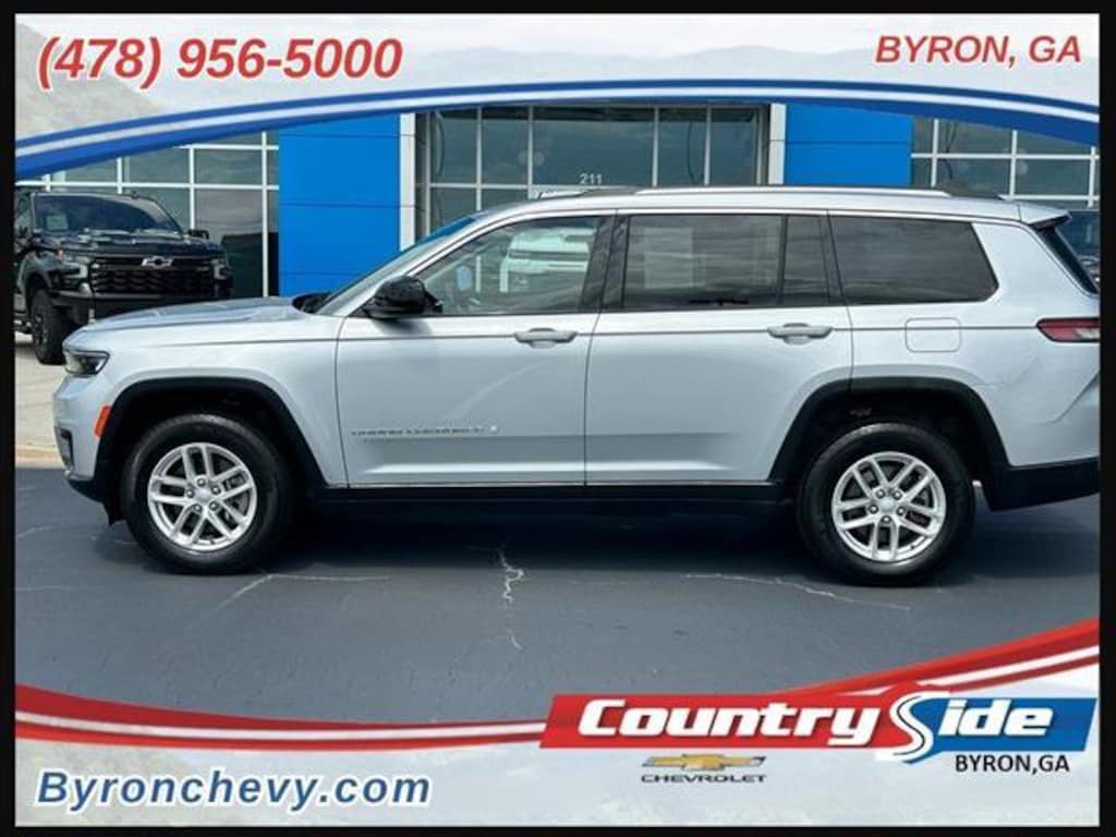 Used 2023 Jeep Grand Cherokee L Laredo SUV