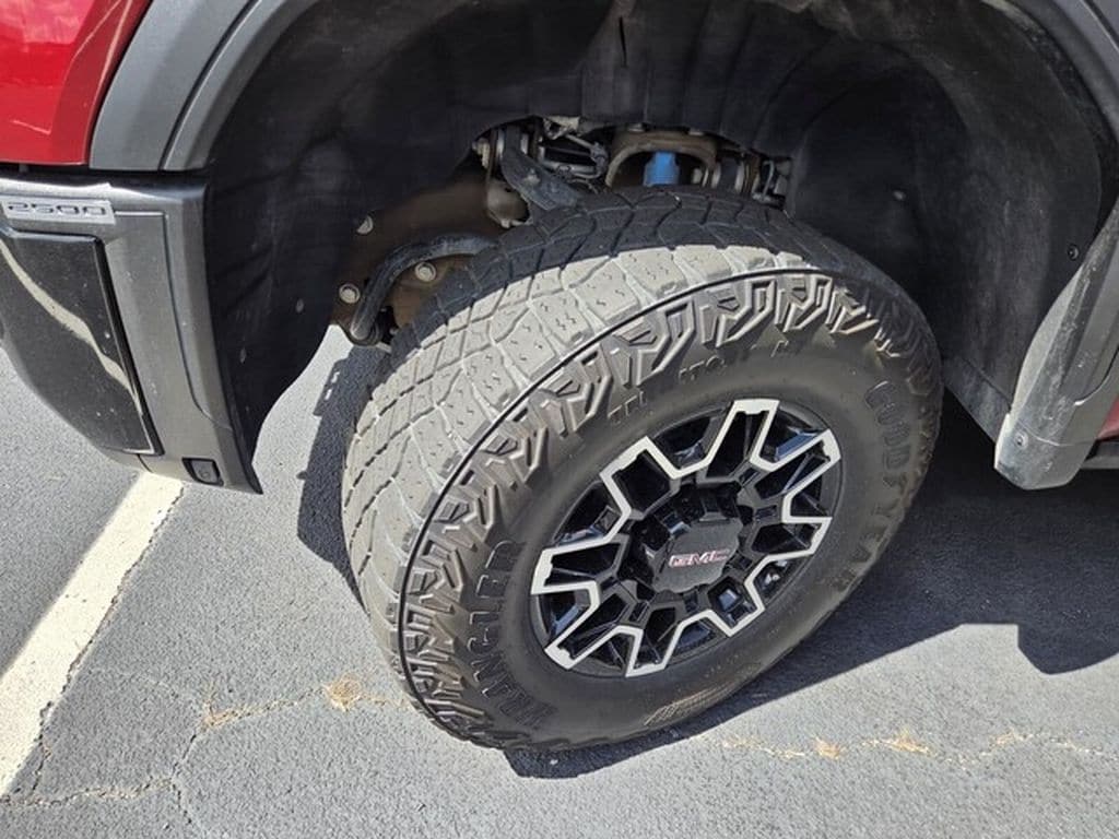 Used 2025 GMC Sierra 2500 HD AT4X Truck