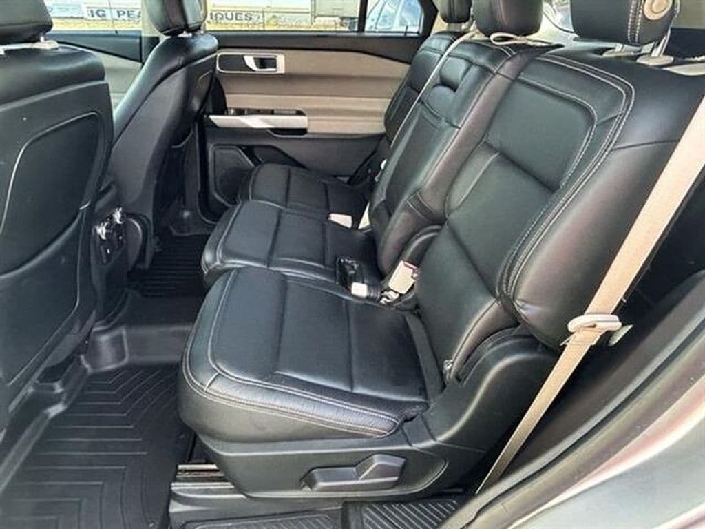 2020 Ford Explorer XLT - Photo 26