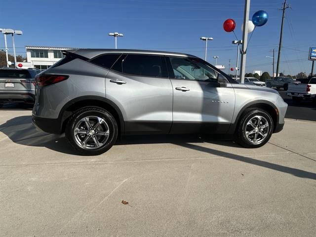 2026 Chevrolet Blazer 2LT photo 3