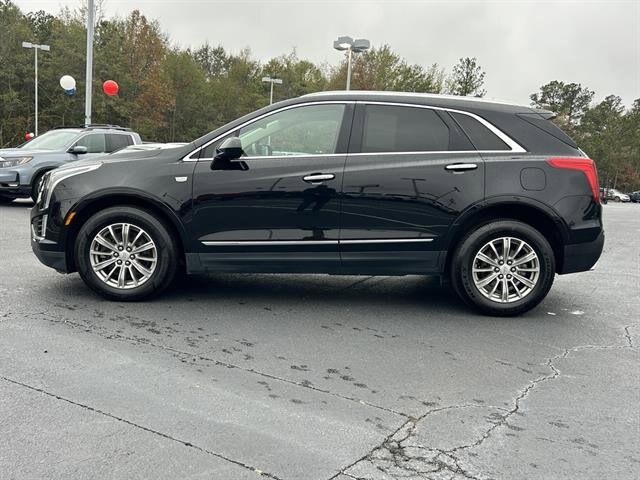 2017 Cadillac XT5 Luxury photo 2