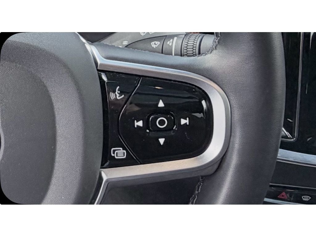 2025 Volvo V60 Cross Country Plus - Photo 16