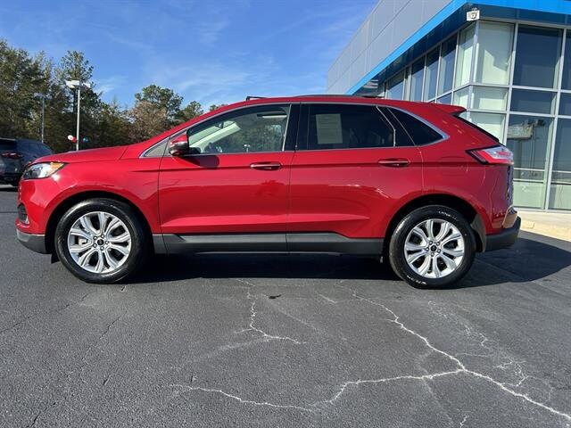 2024 Ford Edge Titanium photo 4