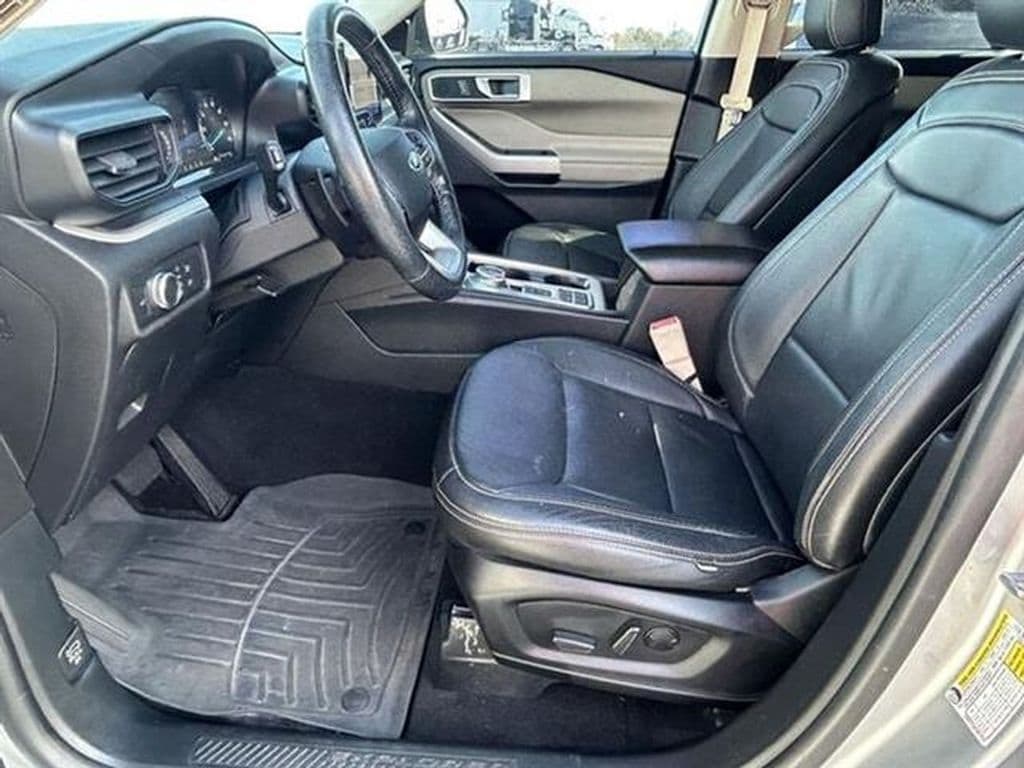2020 Ford Explorer XLT - Photo 12