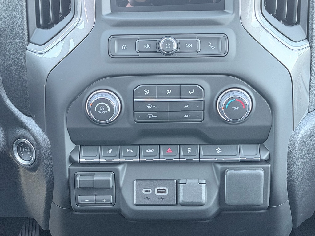 2026 Chevrolet Silverado 2500 HD Custom - Photo 17