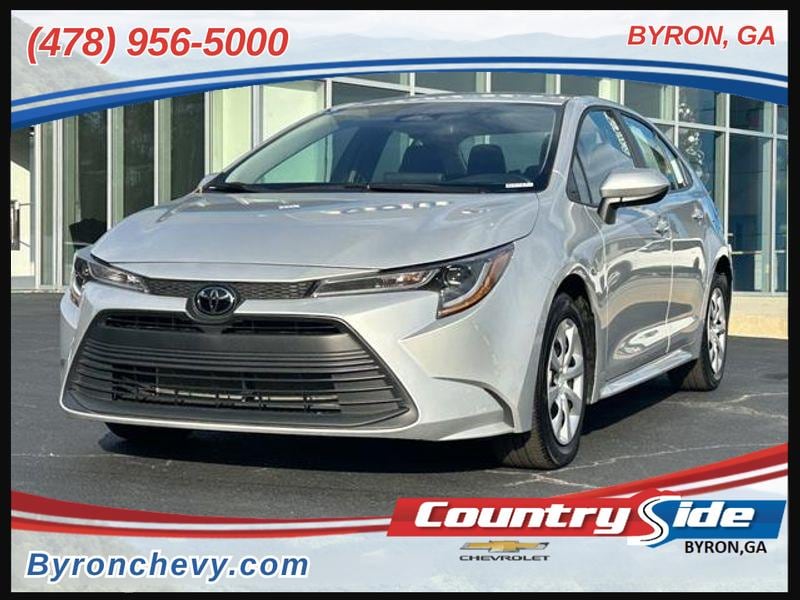 2024 Toyota Corolla LE's photo