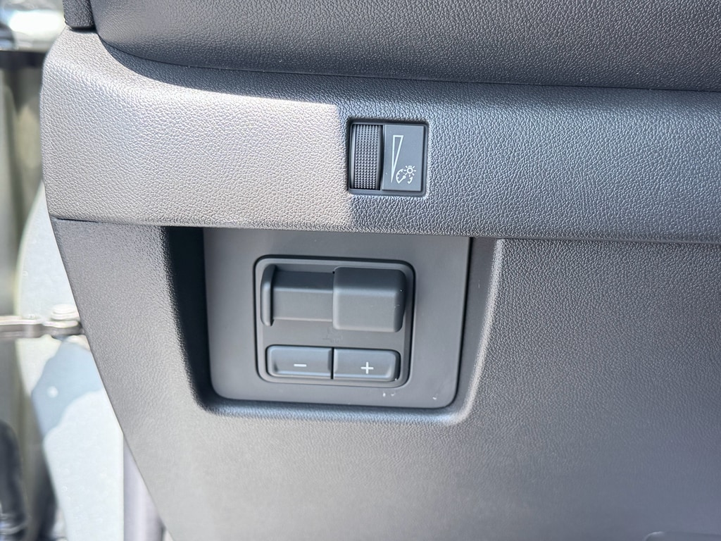2026 Chevrolet Colorado Trail Boss - Photo 11