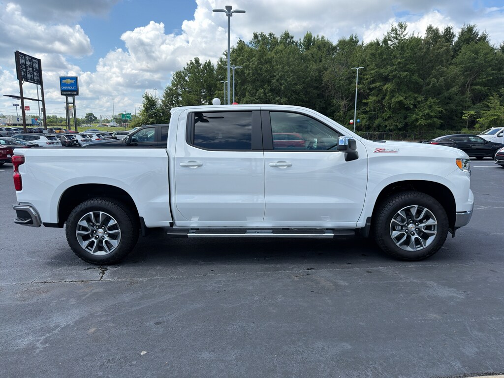 New 2026 Chevrolet Silverado 1500 LT Truck