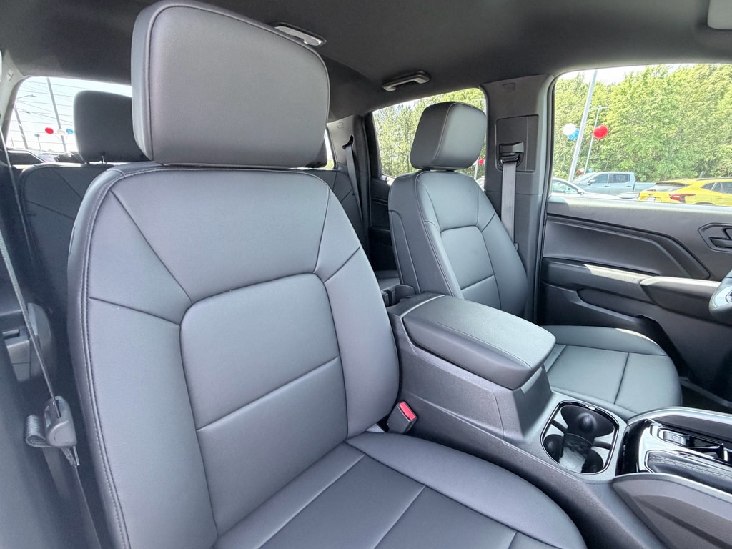 2026 Chevrolet Colorado Trail Boss - Photo 24
