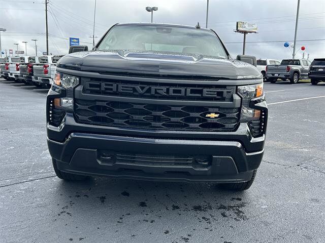 2026 Chevrolet Silverado 1500 Custom photo 2