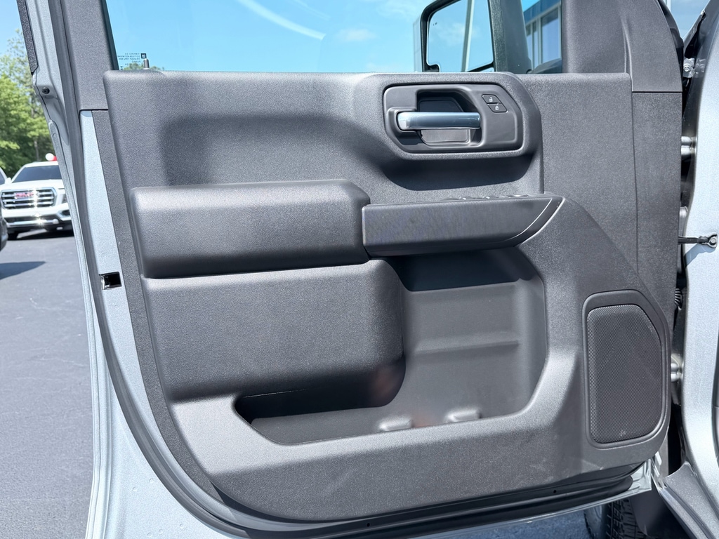 2026 Chevrolet Silverado 2500 HD Custom - Photo 30