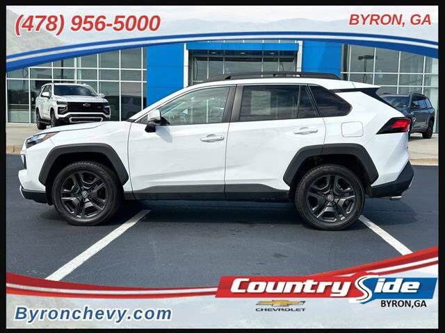 2022 Toyota RAV4 Adventure photo 2