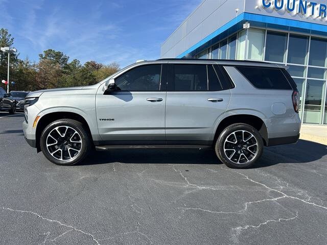 2026 Chevrolet Tahoe RST photo 2