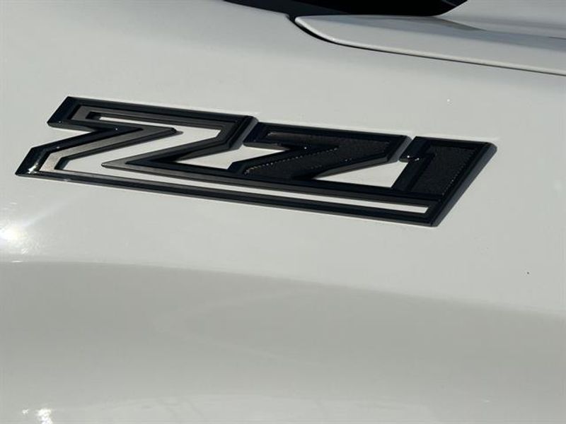 2025 Chevrolet Silverado 1500 LT Trail Boss - Photo 6