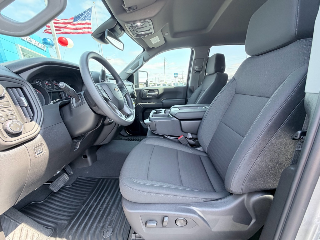 2026 Chevrolet Silverado 2500 HD Custom - Photo 19