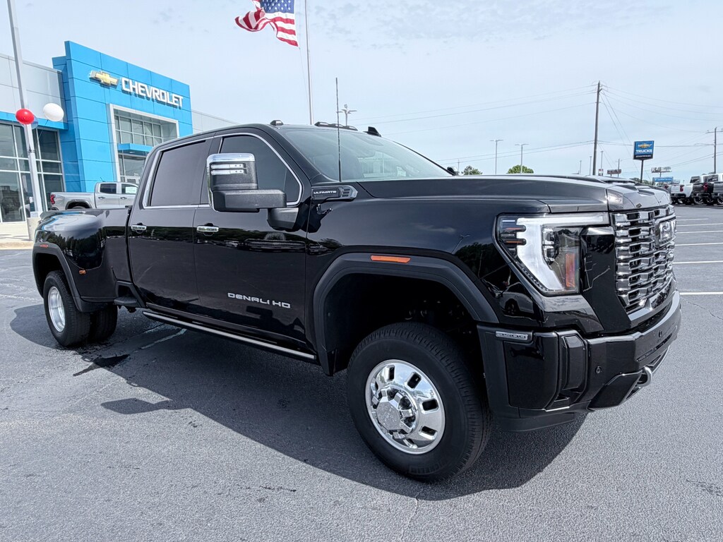 Used 2025 GMC Sierra 3500 HD Denali Ultimate DRW Truck