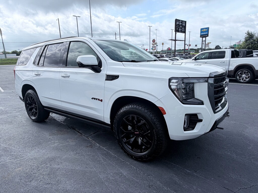 Used 2022 GMC Yukon AT4 SUV