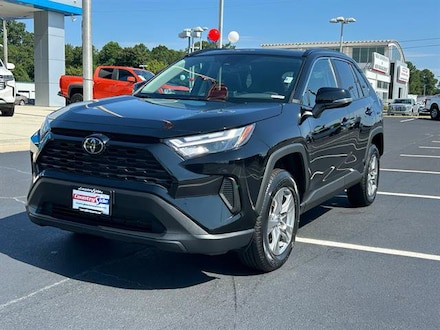2024 Toyota RAV4 XLE SUV