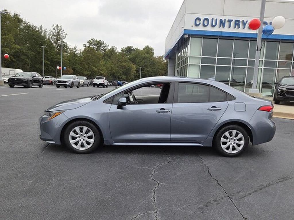Used 2024 Toyota Corolla LE with VIN 5YFB4MDE8RP210794 for sale in Byron, GA