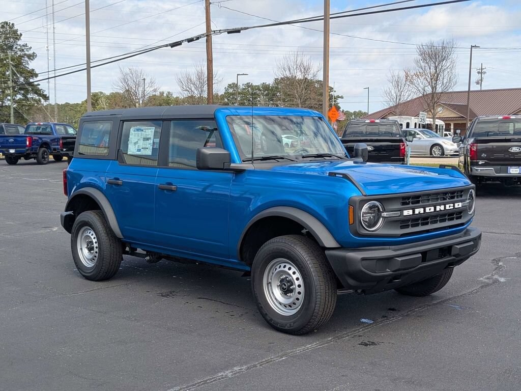 New 2026 Ford Bronco Base 4x4