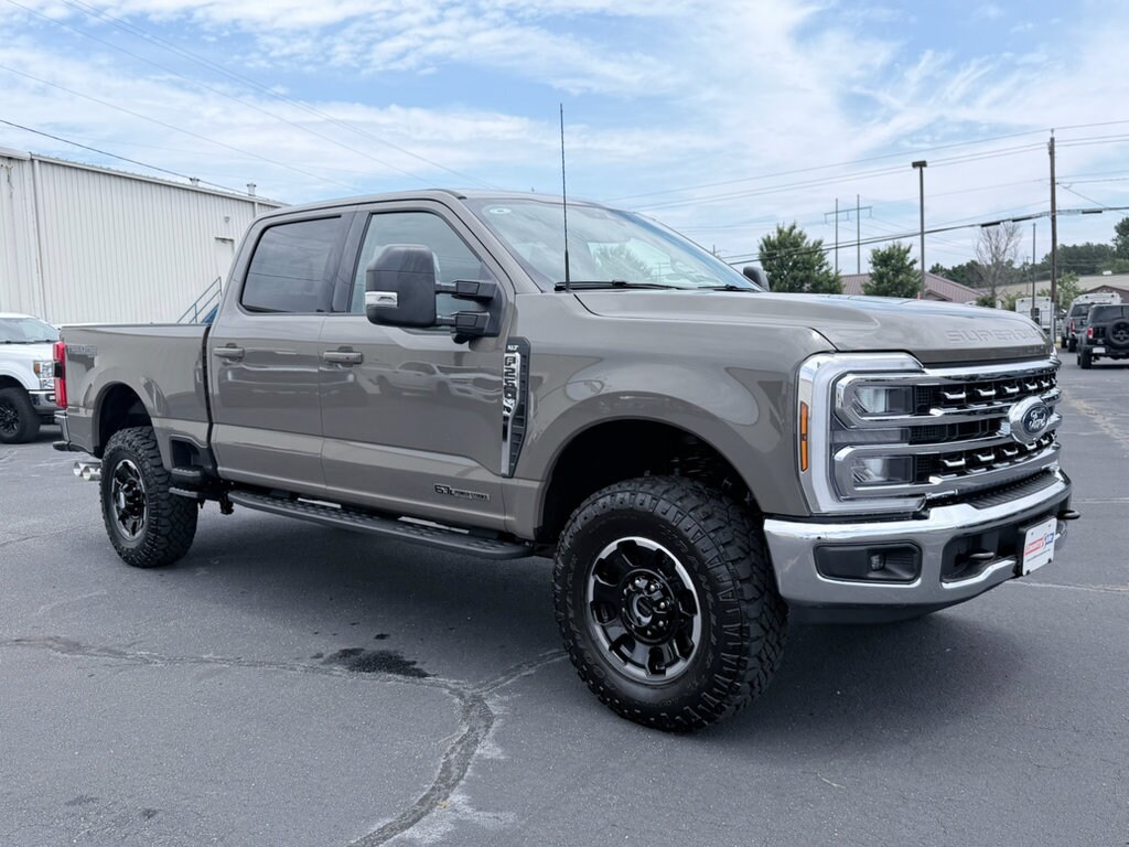 New 2026 Ford Super Duty F-250 SRW XLT XLT 4WD Crew Cab 6.75 Box
