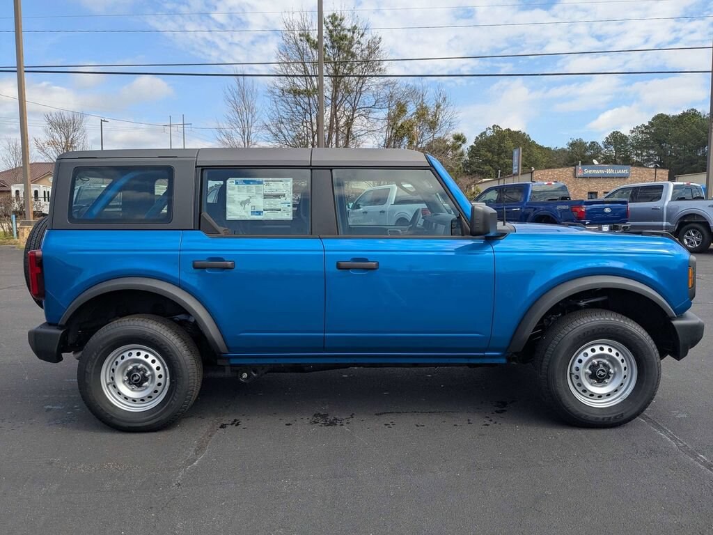New 2026 Ford Bronco Base 4x4
