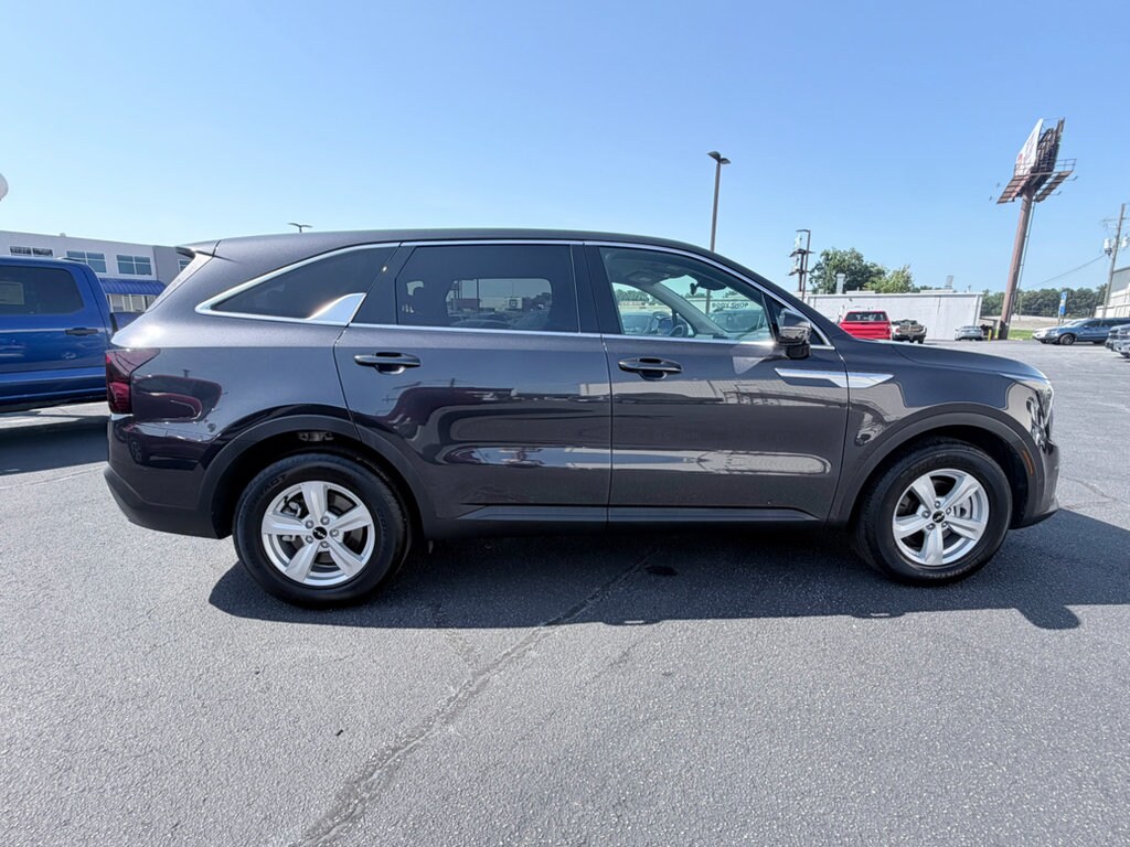 Used 2026 Kia Sorento LX LX FWD