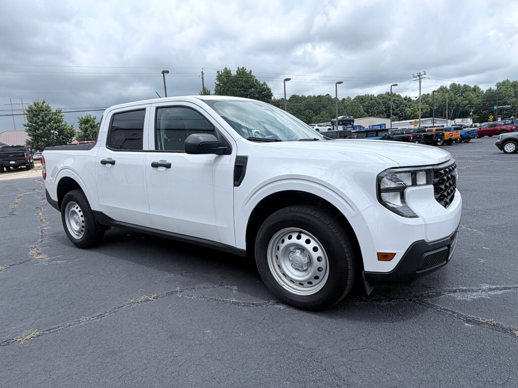 New 2025 Ford Maverick XL XL FWD SuperCrew