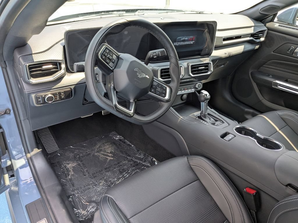 2025 Ford Mustang EcoBoost Premium Convertible - Photo 12