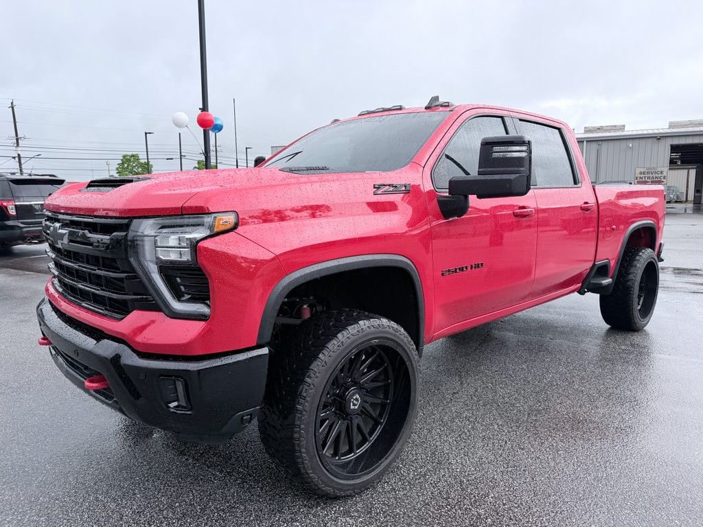 2025 Chevrolet Silverado HD LT 4WD Crew Cab Standard Box's photo