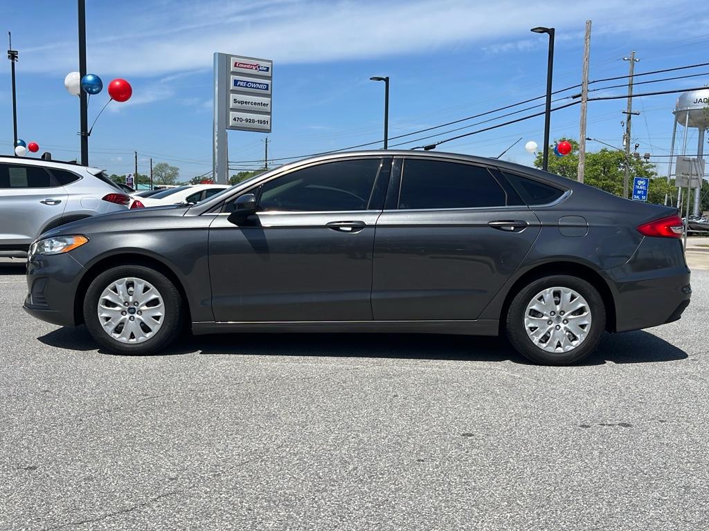 2019 Ford Fusion S photo 3
