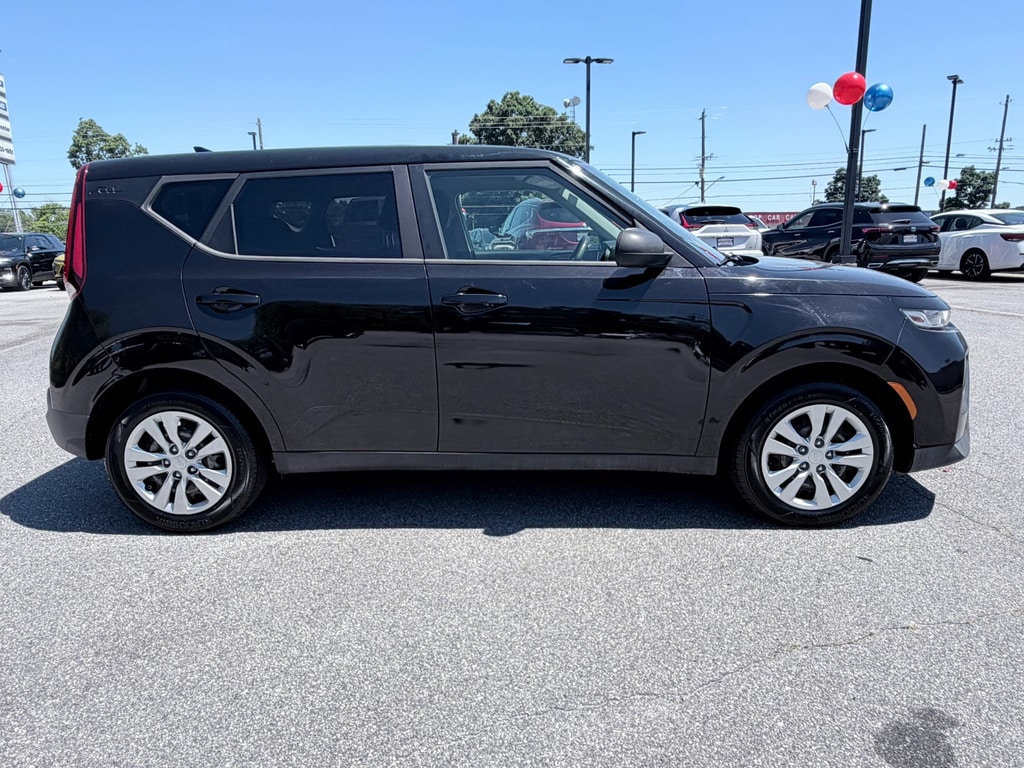 Used 2021 Kia Soul LX Hatchback