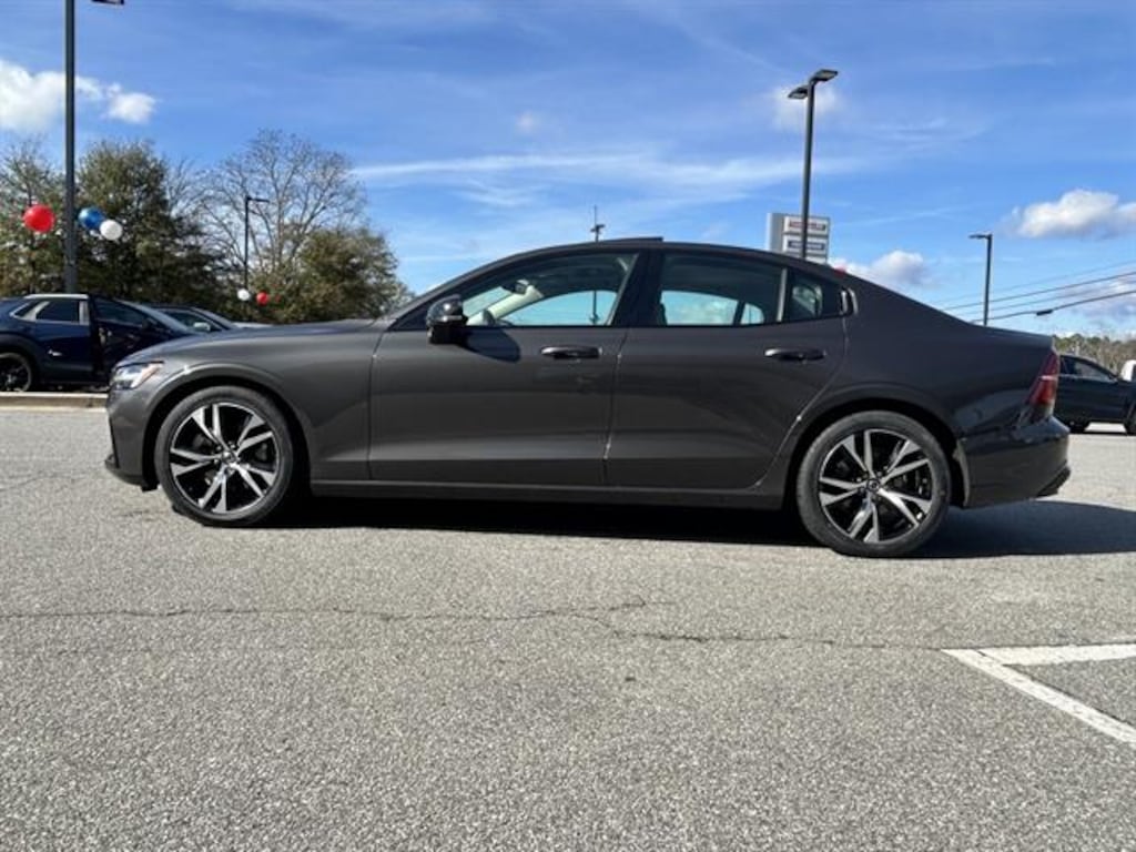 Used 2024 Volvo S60 B5 Core Dark Theme Sedan