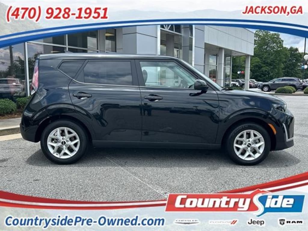 Used 2024 Kia Soul LX Hatchback