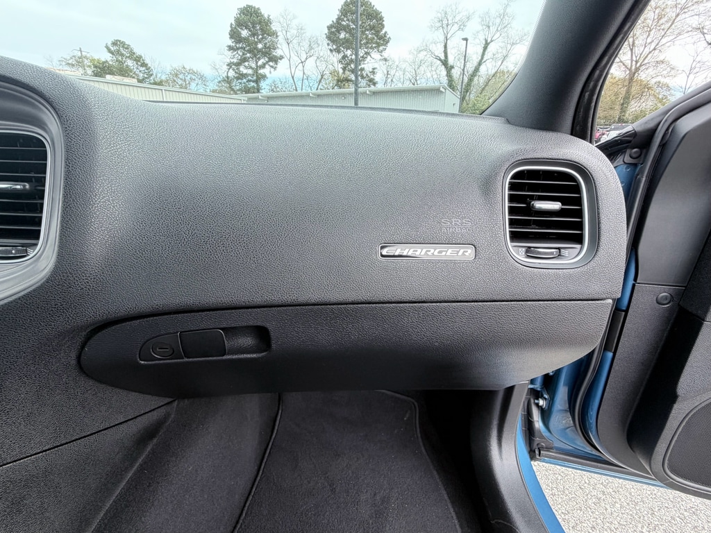 2023 Dodge Charger SXT - Photo 15