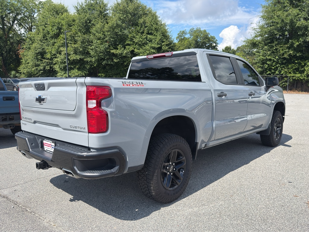2024 Chevrolet Silverado 1500 Custom - Photo 6