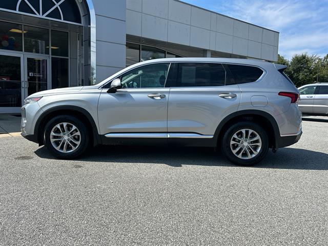 2020 Hyundai Santa Fe SEL photo 4