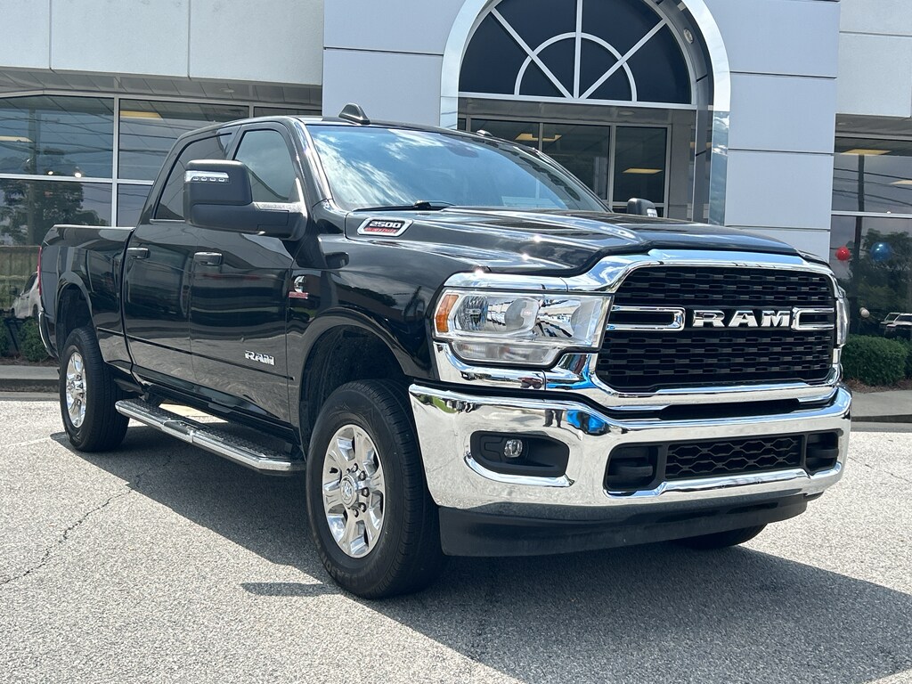 2024 Ram 2500 Big Horn photo 3