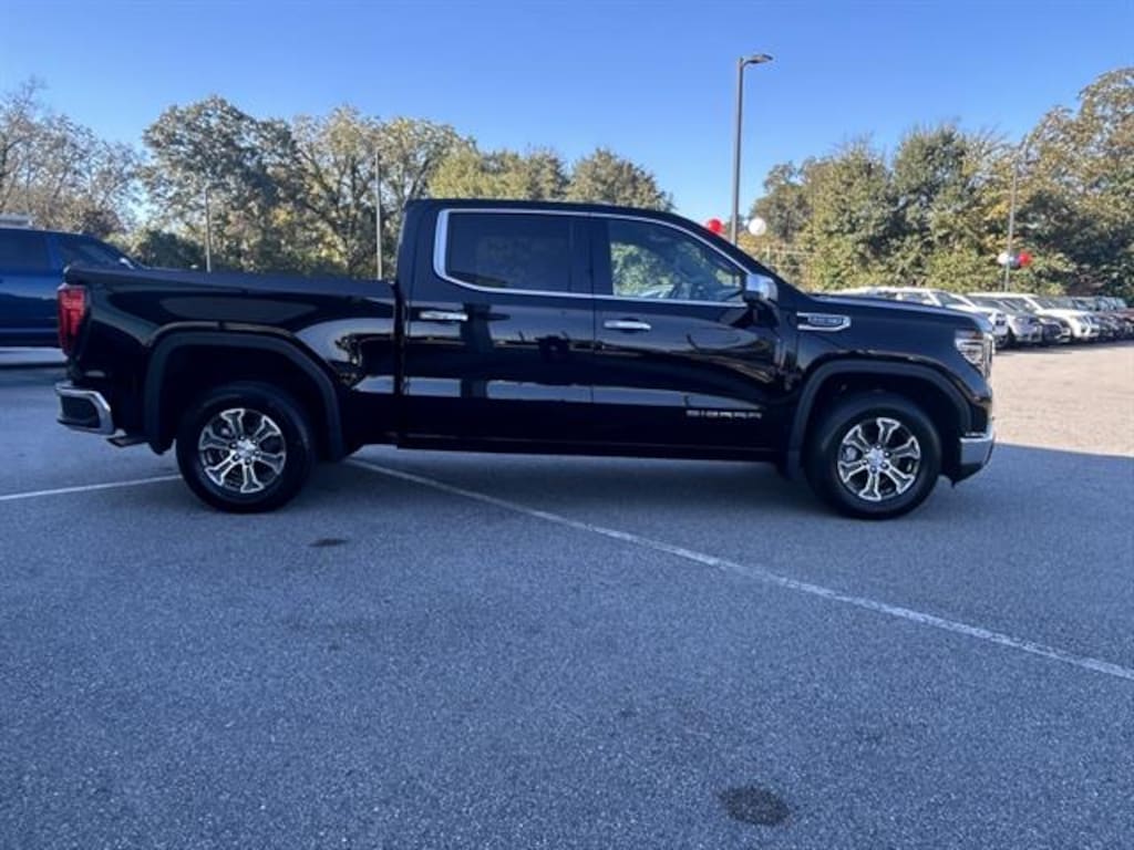 Used 2025 GMC Sierra 1500 SLT Truck Crew Cab