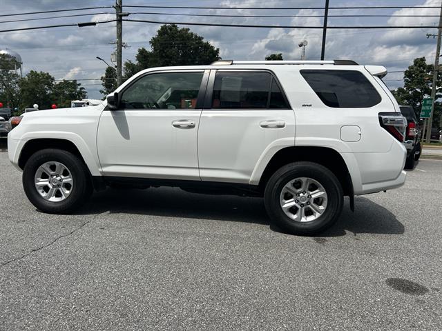 2023 Toyota 4Runner SR5 photo 4