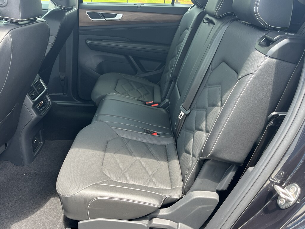 2025 Volkswagen Atlas SE w/Tech - Photo 22