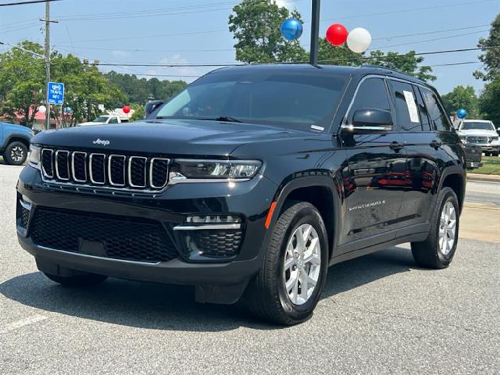 Used 2024 Jeep Grand Cherokee Limited SUV
